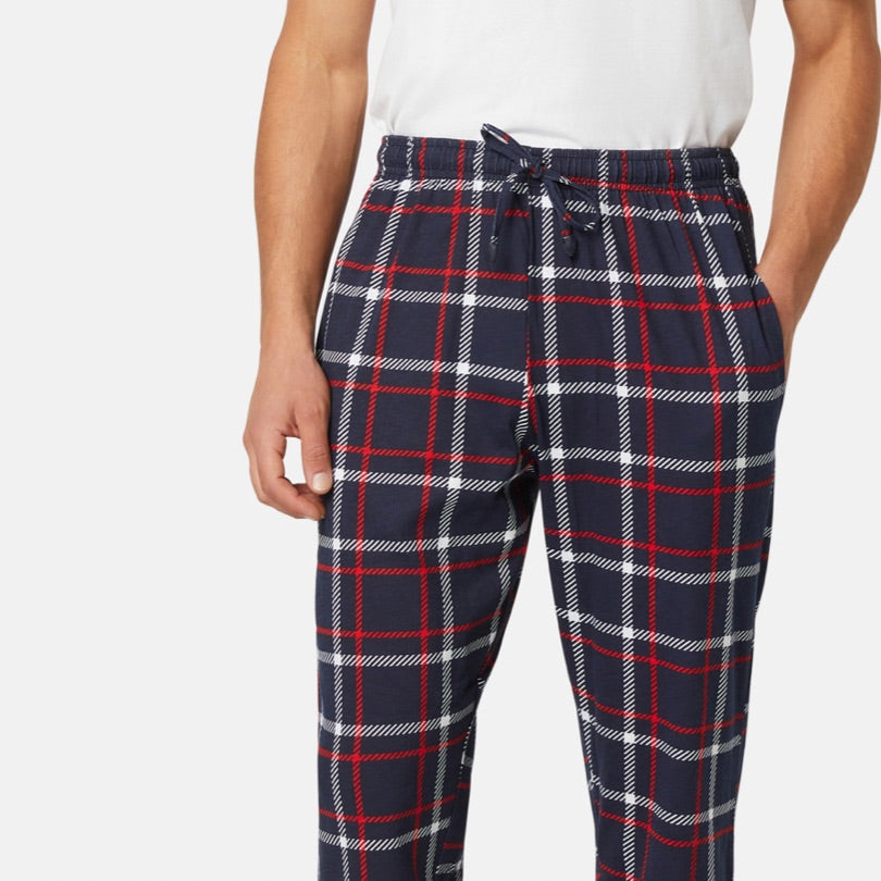 Basics (tees, hoodies, joggers)